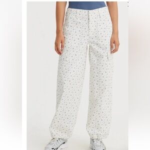 Levi's '94 Baggy Isabel Ditsy Floral Blue Cargo Pants - Size 25